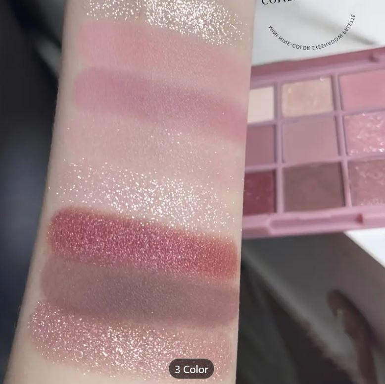 Luxurious 12-Color Eye Palette – Versatile Beauty in Every Shade