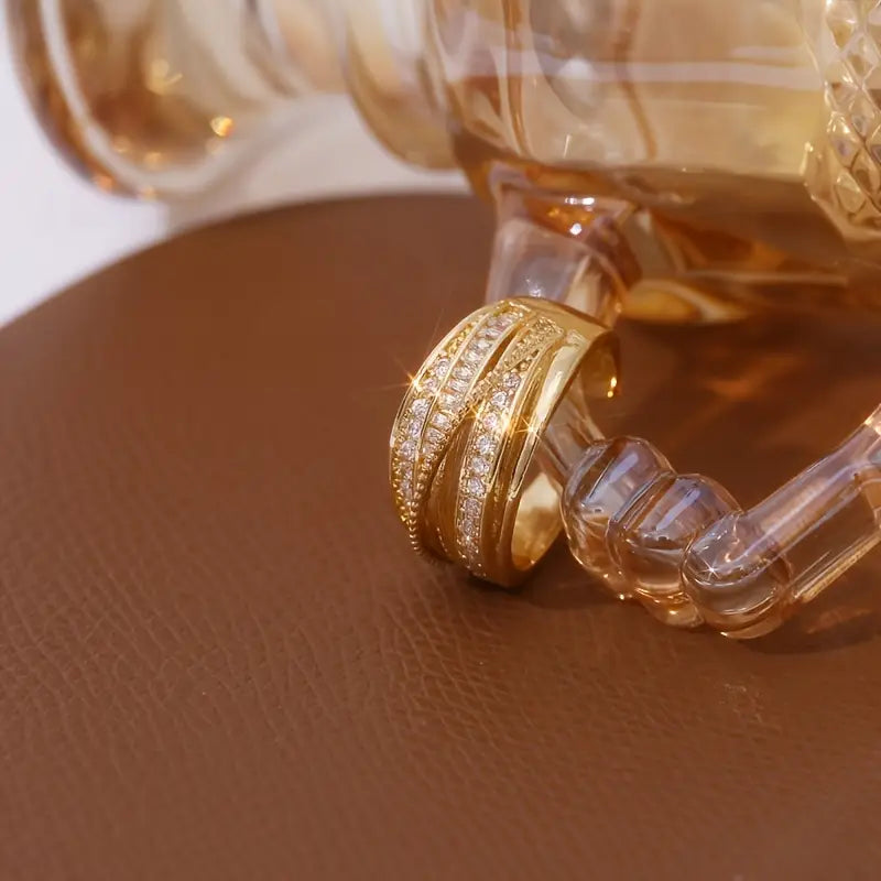 Glam Crisscross Adjustable Ring – Elegant, Shiny & Effortlessly Chic