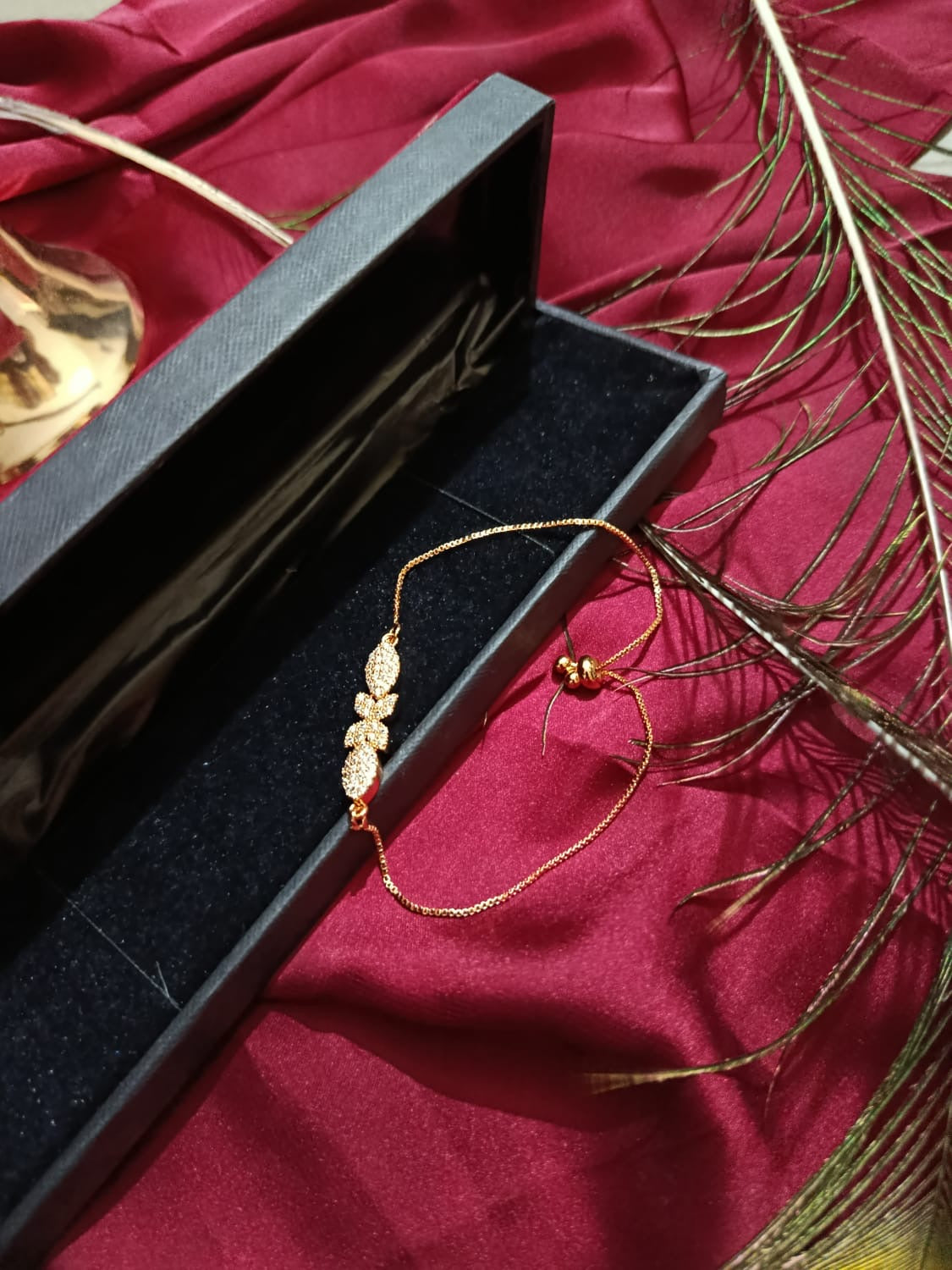 Fashionable Gold-Plated Butterfly Adjustable Bracelet decor with Cubic Zirconia