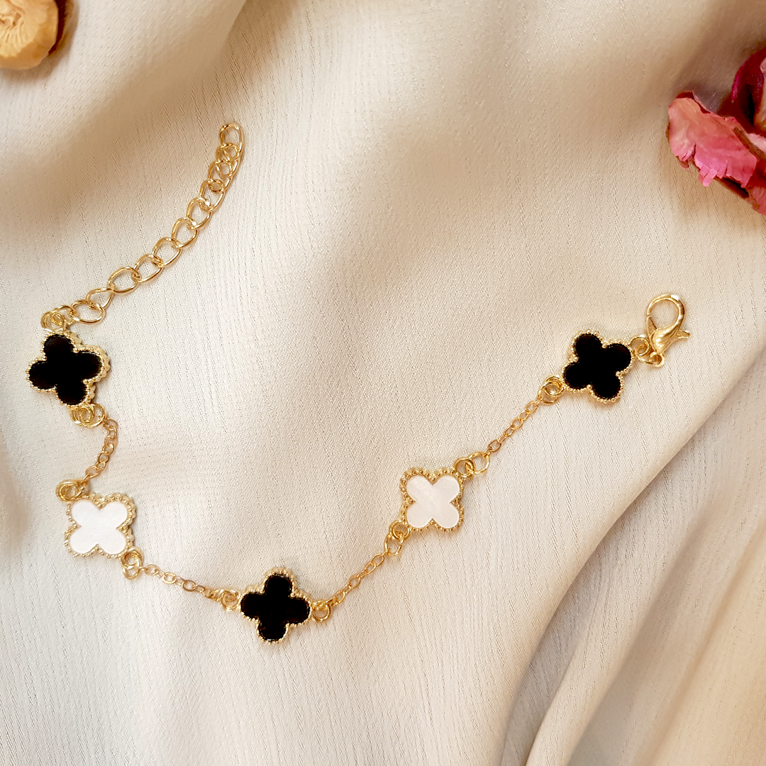 Four-Leaf Clover Enamel Charm Black & White Bracelet