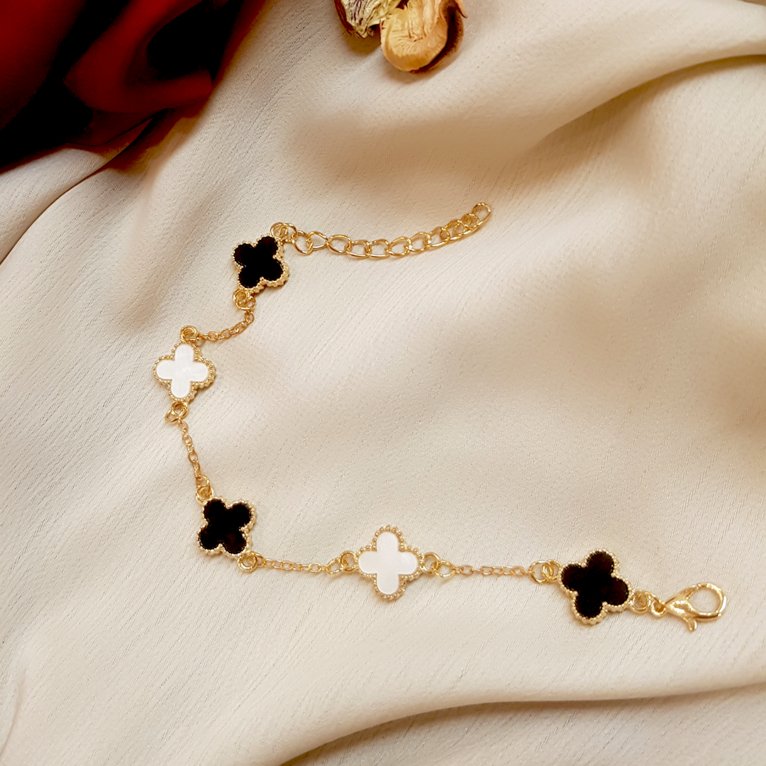 Four-Leaf Clover Enamel Charm Black & White Bracelet