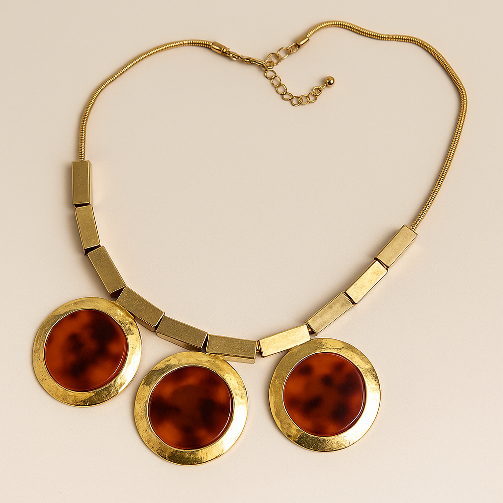 Bold Aura Retro Necklace