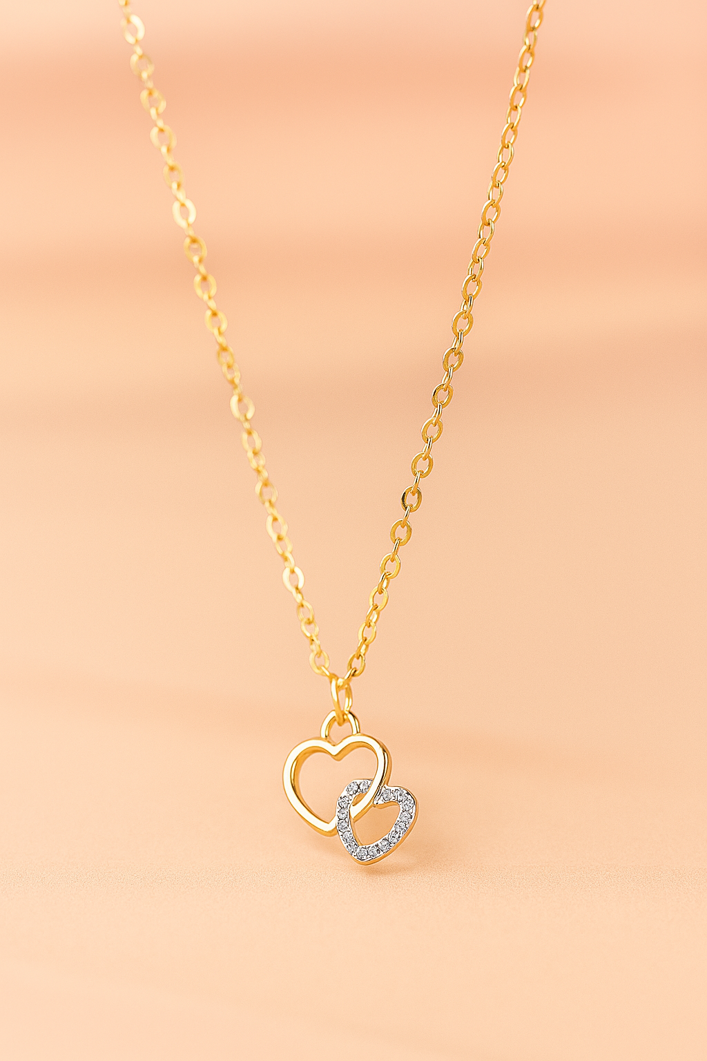 Fashionable Minimalist Double Heart Hollow Necklace