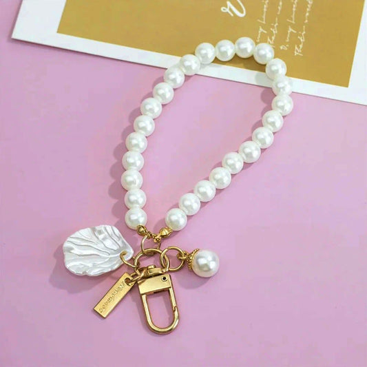 Elegant White Shell Pearl Keychain