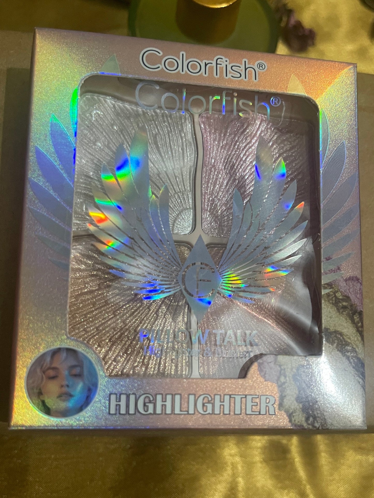 4-in-1 Compact Highlighter & Blush Palette – Glow, Sculpt & Shine