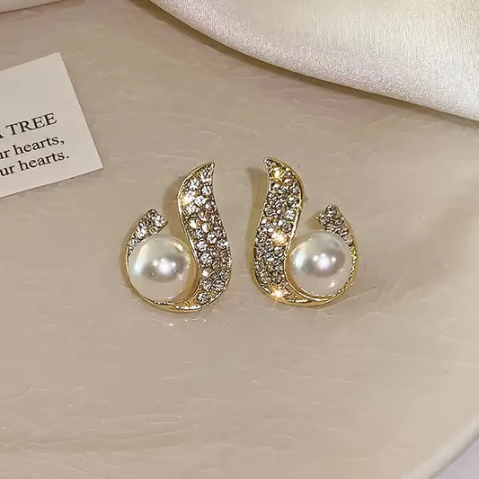 Elegant Luxury Style Teardrop Earrings with Faux Pearl and Rhinestone