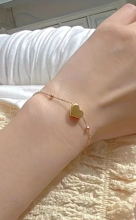 Elegant Golden-Tone Stainless Steel Heart Charm Bracelet