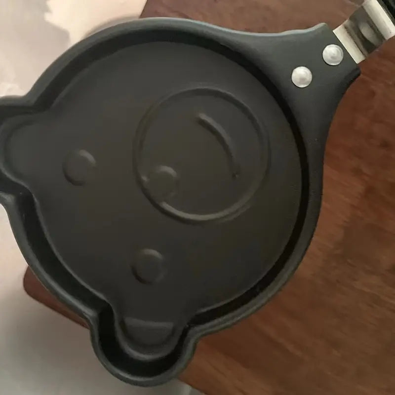 Cast Iron Mini Bear-Shaped Frying Pan