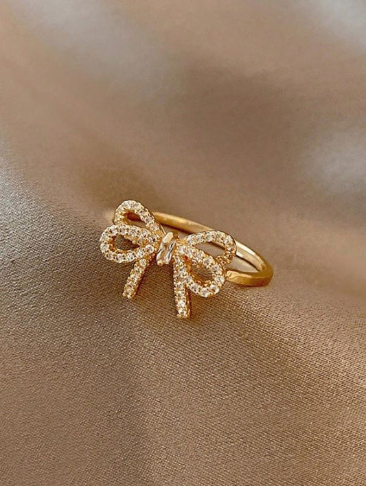 Fashionable Personalized Bowknot Ring – Sweet & Sparkling Elegance