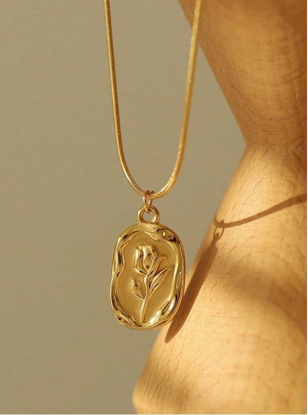 18K Gold Plated Stainless Steel Rose Flower Pendant Necklace