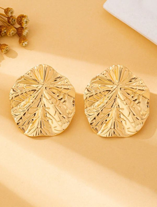 Trendy Geometric Ruffled Texture Ear Studs – Simple & Chic