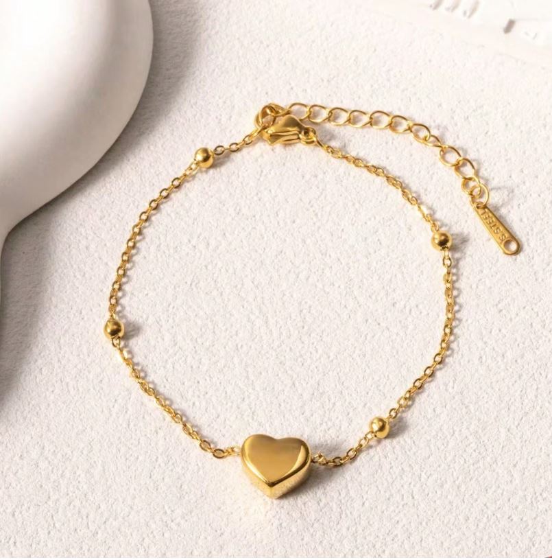 Elegant Golden-Tone Stainless Steel Heart Charm Bracelet