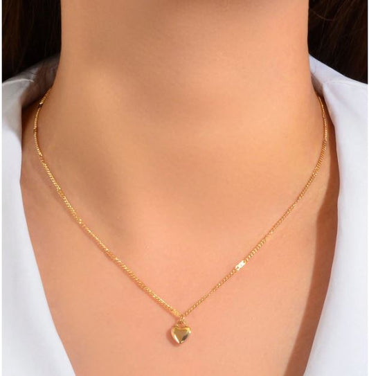 Heart Charm Stainless Steel Necklace – Timeless & Romantic Elegance