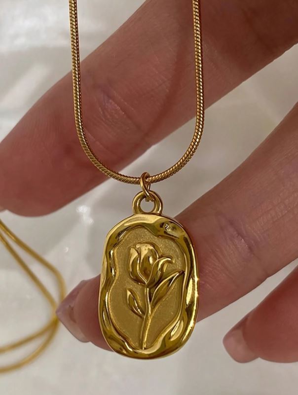 18K Gold Plated Stainless Steel Rose Flower Pendant Necklace